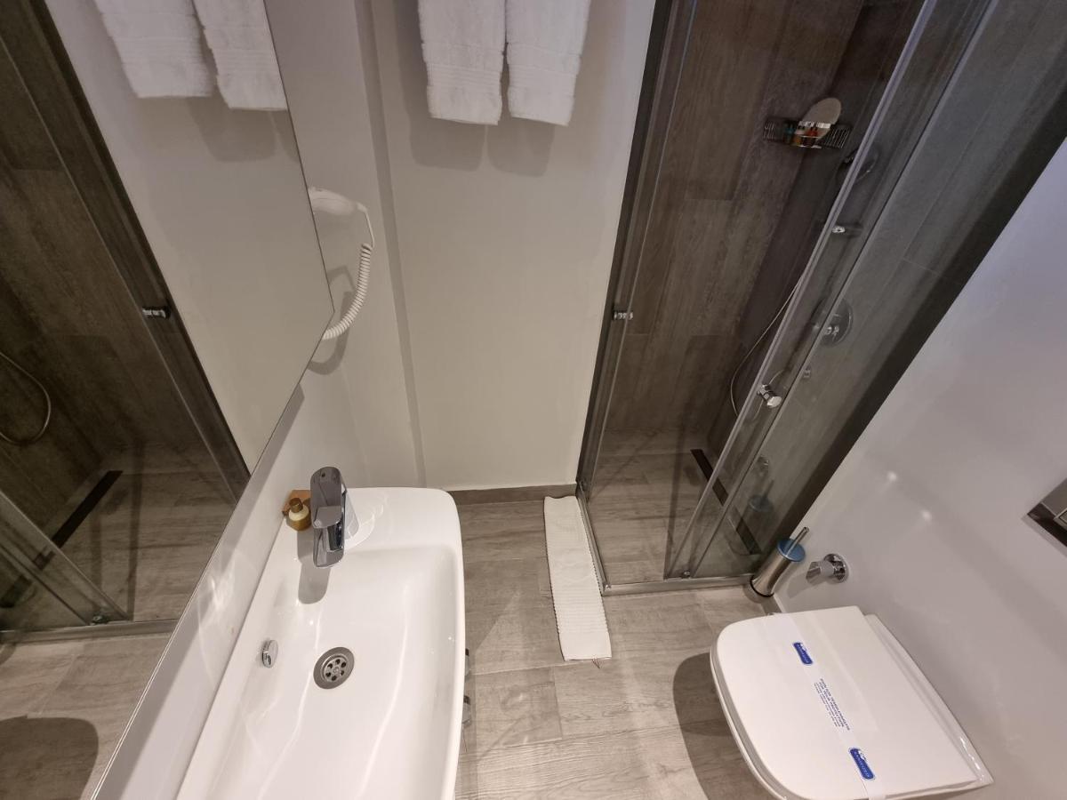 10M2 Hotel Stambuł Zewnętrze zdjęcie