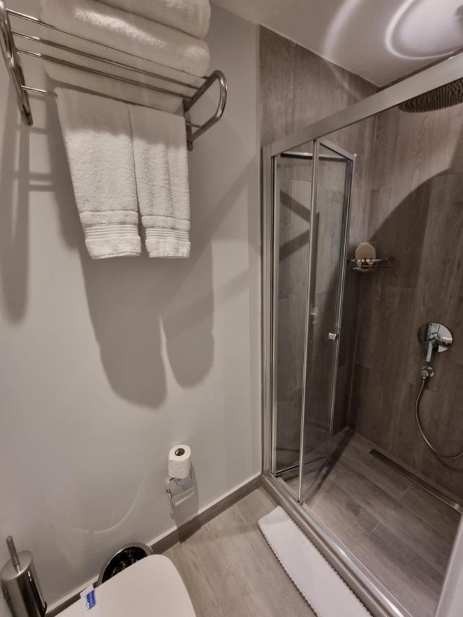 10M2 Hotel Stambuł Zewnętrze zdjęcie